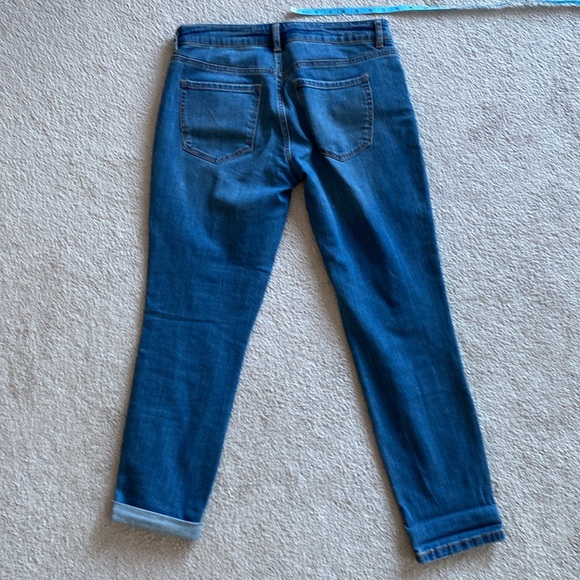 Dynamite jeans. With rips and roll ups. Size 28” in excellent condition - Picture 8 of 10